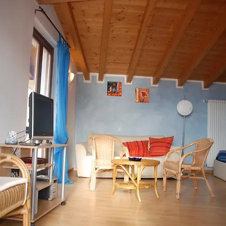 Il Castellaccio Apartment *